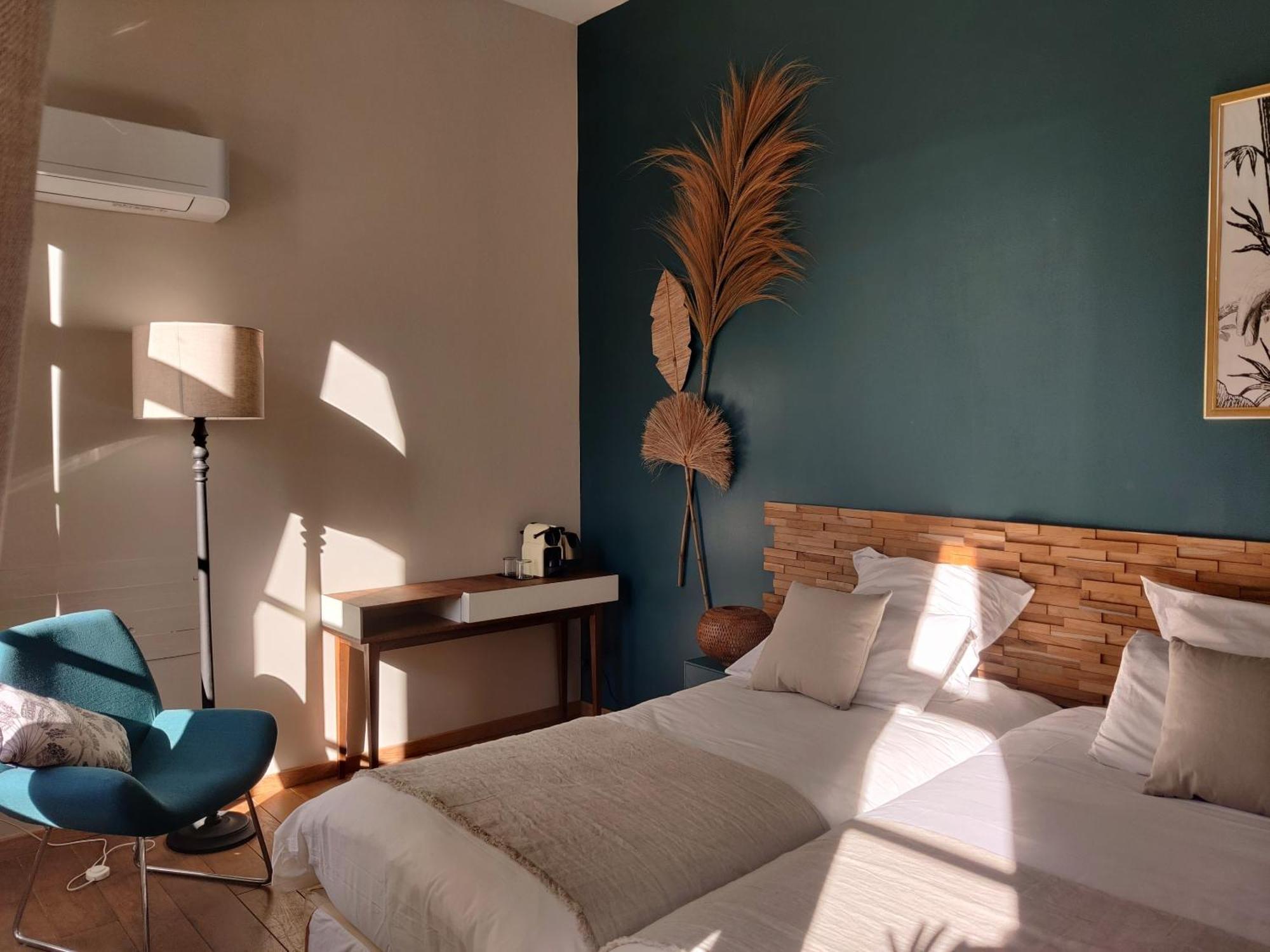 Chambres D'Hotes - Bed And Breakfast Les Palmiers Mèze Rum bild